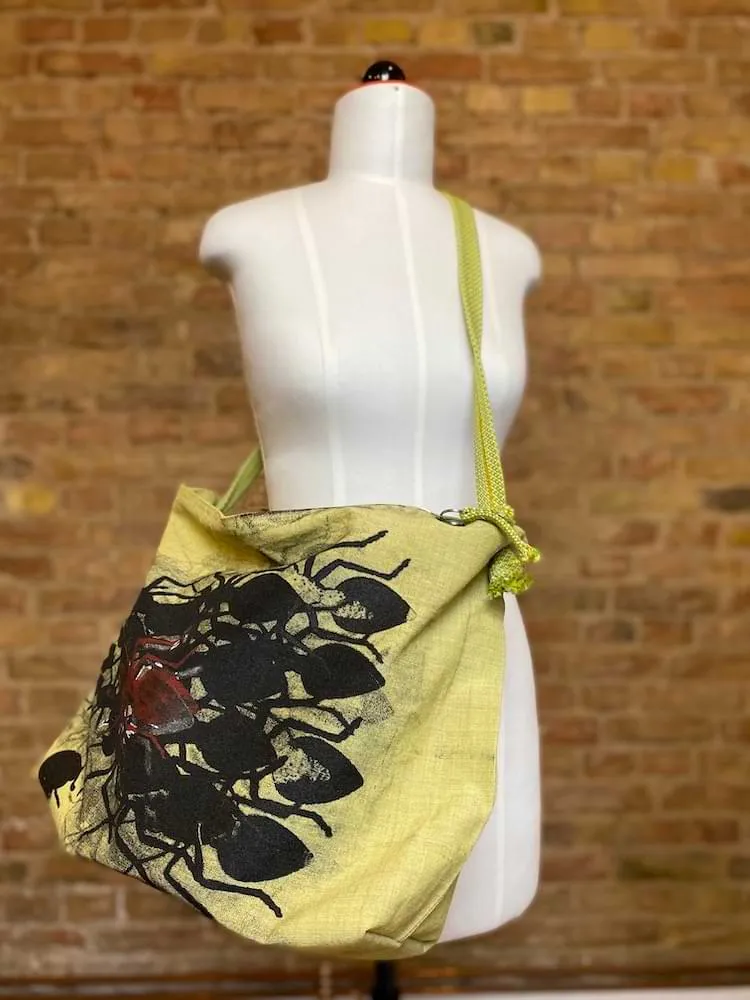 Shopper aus Leinenkissen